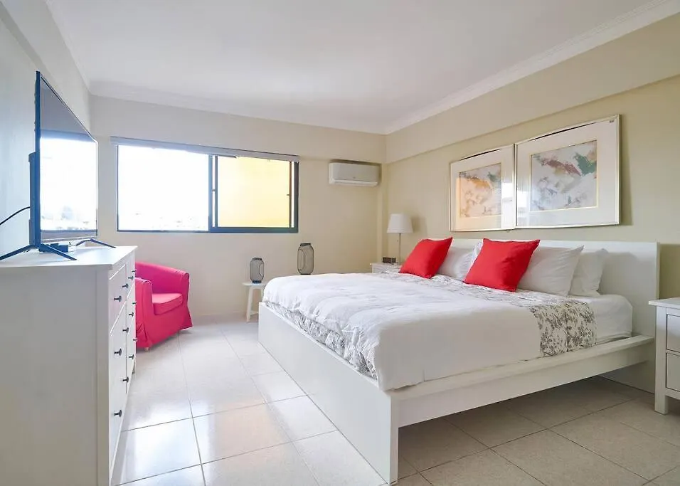 Escape 4Br Penthouse Close To Blue Mall 7&8Flr With Private Rooftop Outdoorterrace Santo Domingo 0*,  Dominican Republic